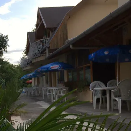 Fasor Vendeghaz בית הארחה Balatonszárszó